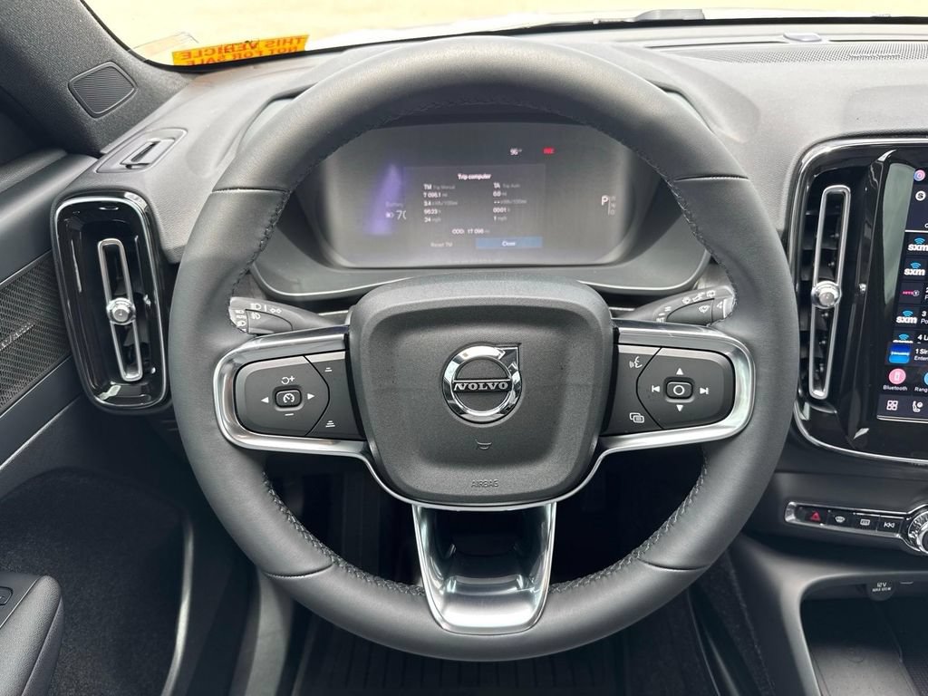 Certified 2023 Volvo XC40 Recharge Ultimate w/ Protection Package Premier AWD/4WD image 11