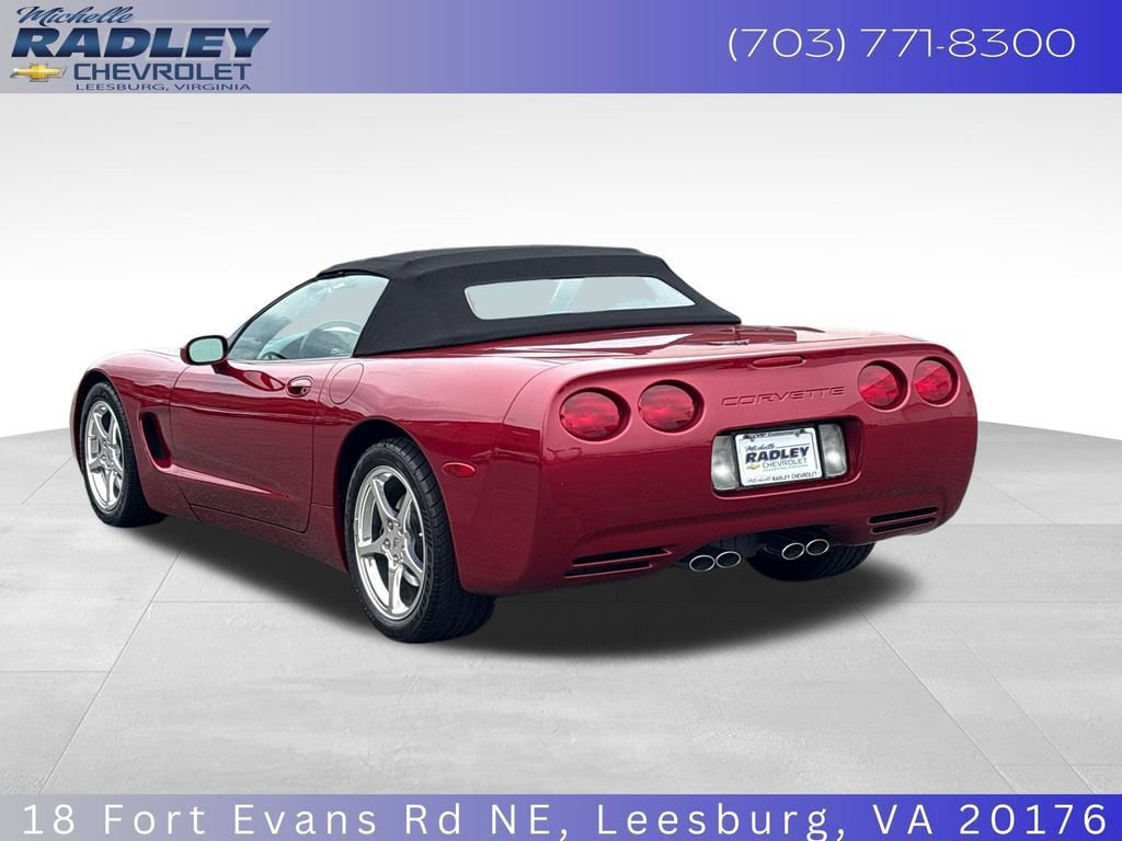 Used 2004 Chevrolet Corvette Convertible w/ Preferred Equipment Group RWD image 3