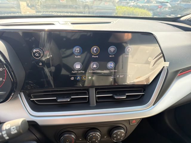 New 2026 Chevrolet Trax RS w/ Sunroof Package FWD image 27