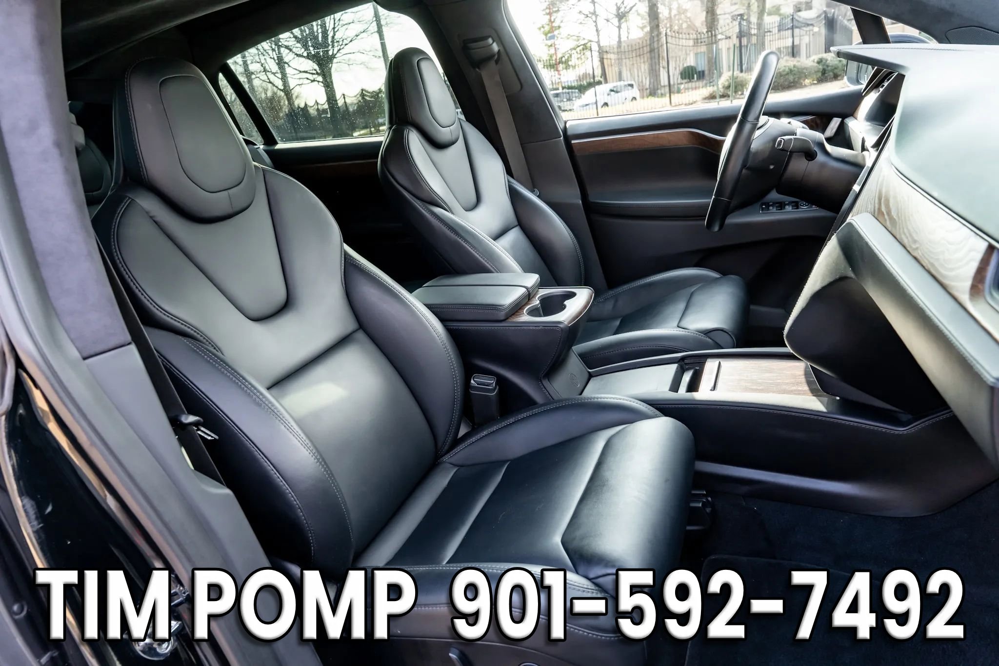 Used 2019 Tesla Model X image 21