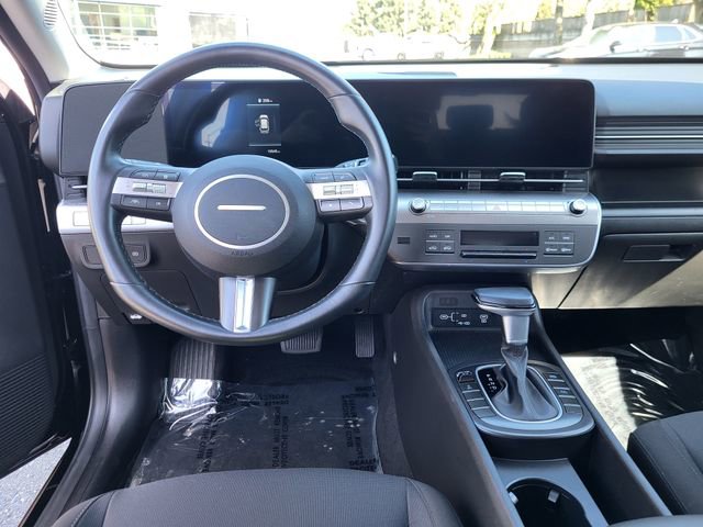 Certified 2025 Hyundai Kona SEL image 14