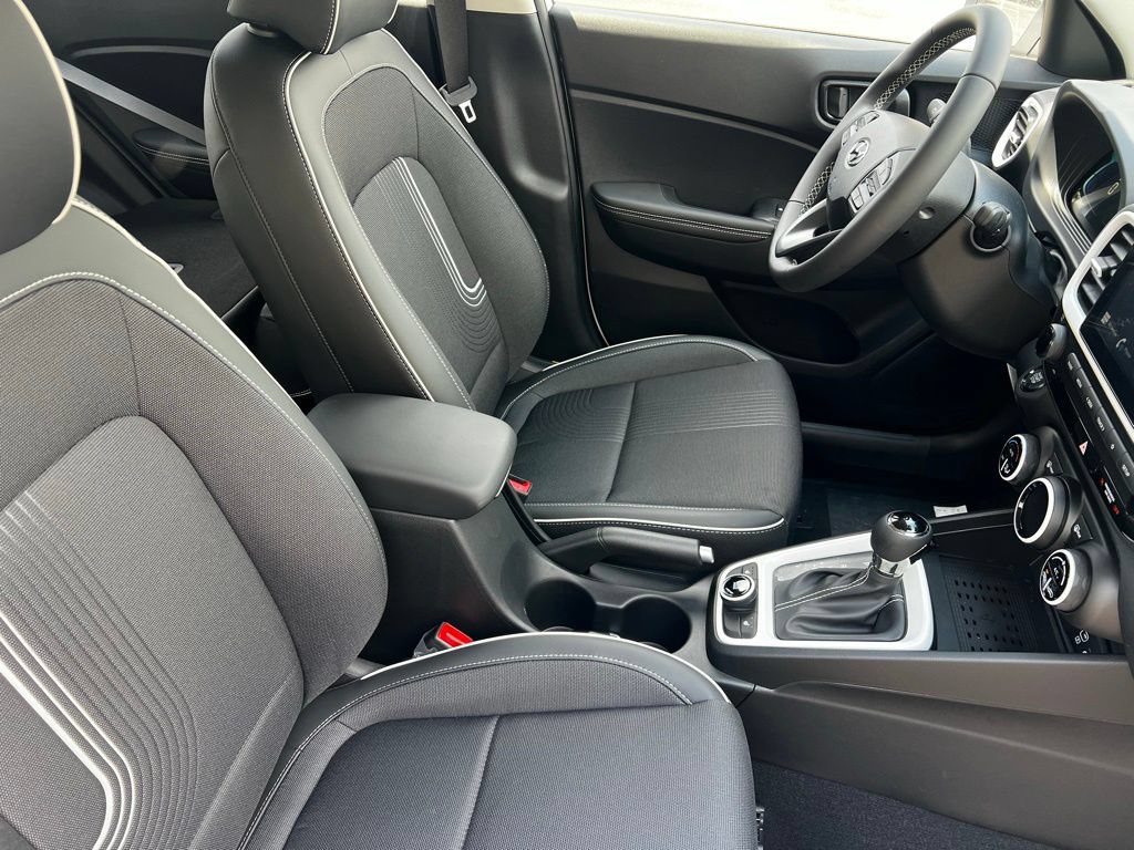 New 2026 Hyundai Venue SEL FWD image 26