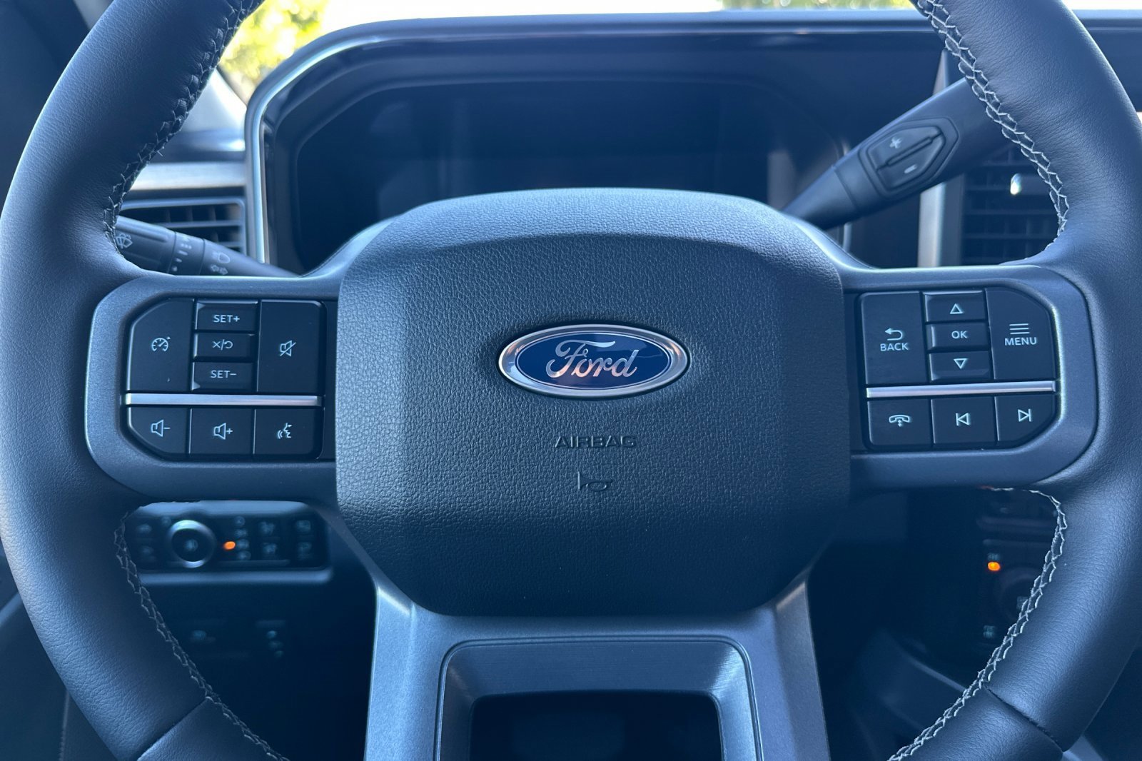 New 2026 Ford F250 Lariat w/ Black Appearance Package image 23