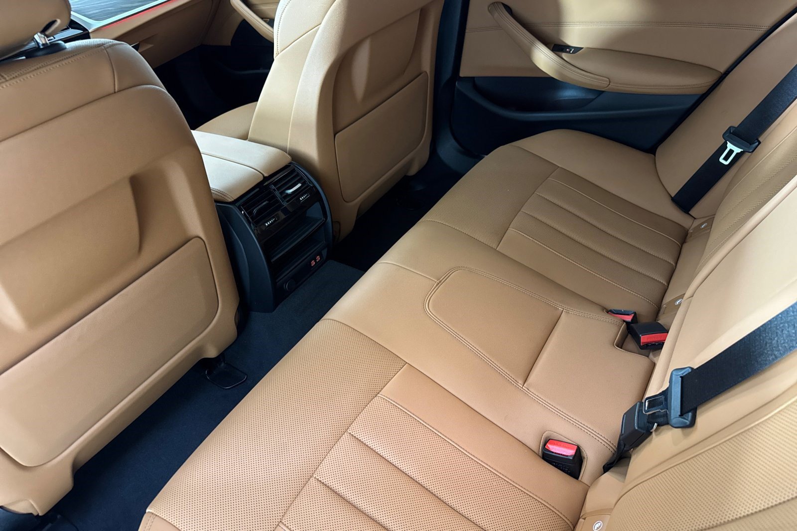 Certified 2023 BMW 530i w/ Convenience Package RWD image 25
