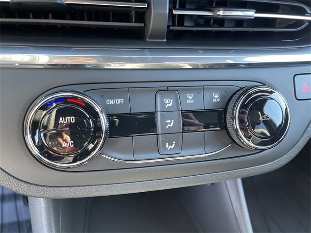 New 2026 Buick Envista Preferred image 18