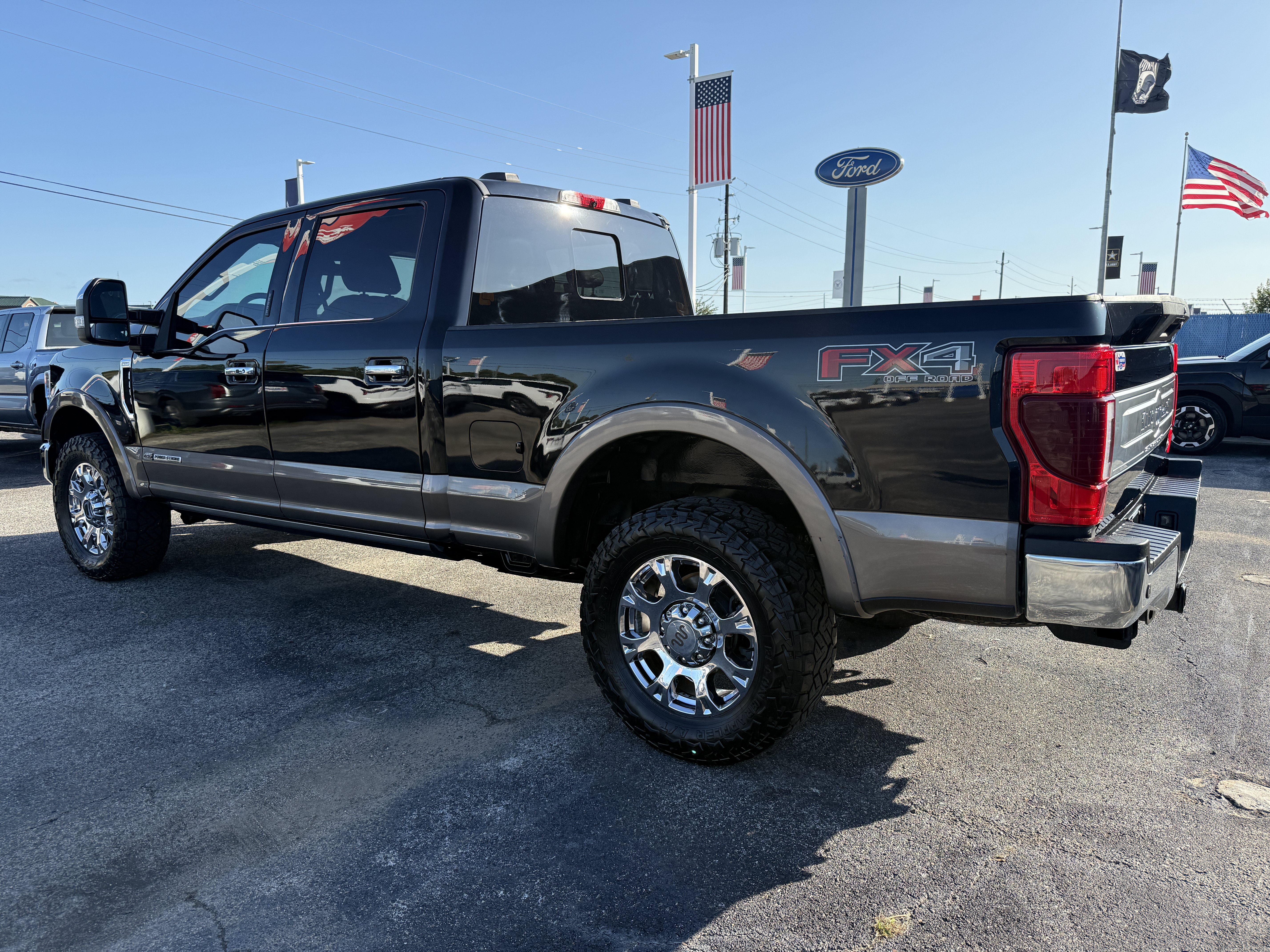 Used 2021 Ford F250 King Ranch w/ King Ranch Ultimate Package AWD/4WD image 6