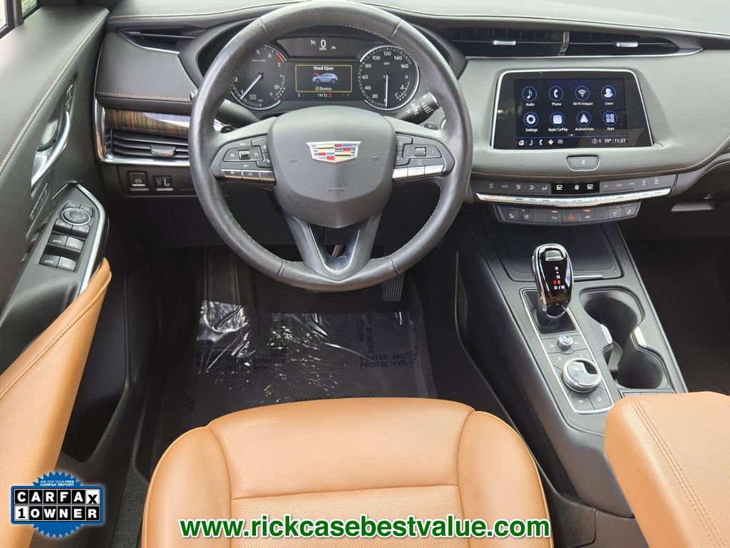 Used 2023 Cadillac XT4 Premium Luxury image 14