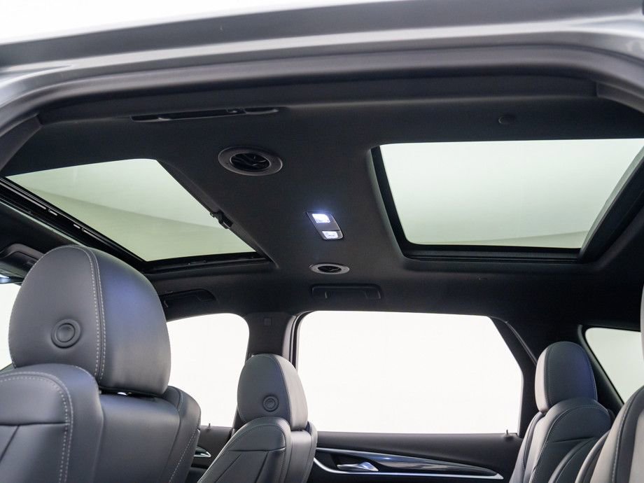 Used 2023 Buick Enclave Essence w/ Experience Buick Package image 19