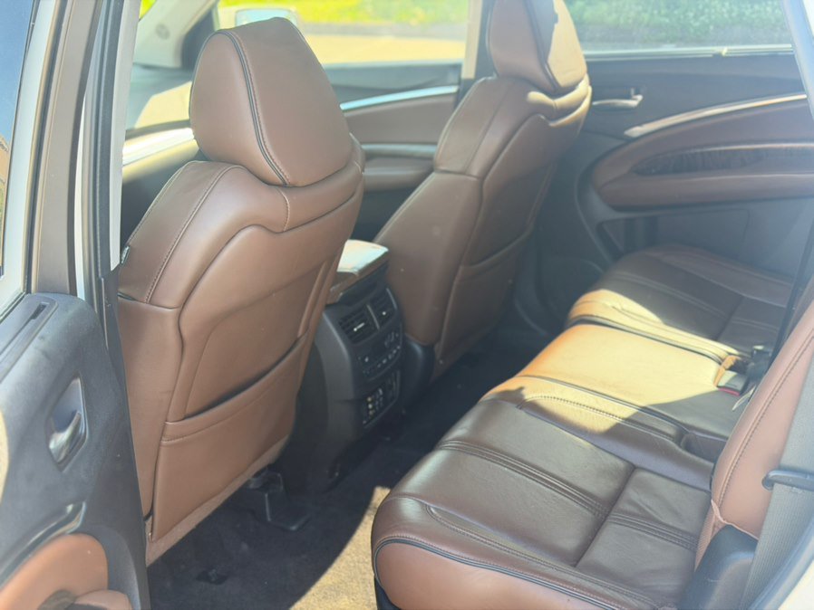 Used 2018 Acura MDX w/ Advance & Entertainment AWD/4WD image 11