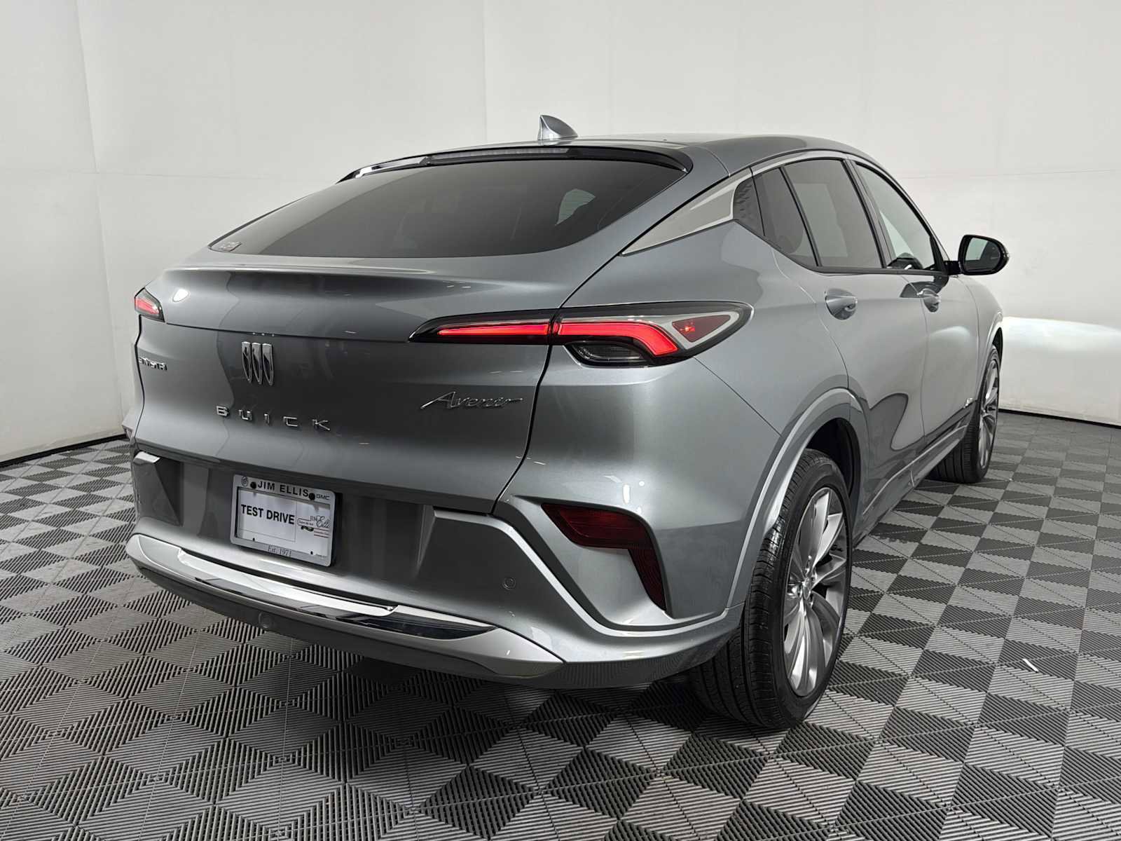 Certified 2024 Buick Envista Avenir image 6