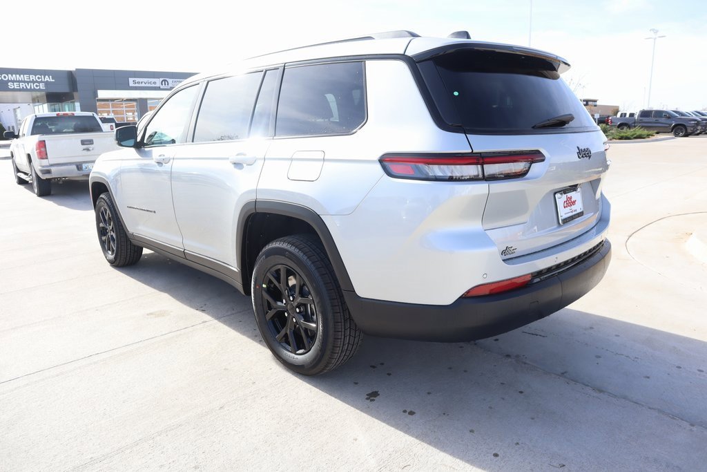 New 2025 Jeep Grand Cherokee L Altitude image 23