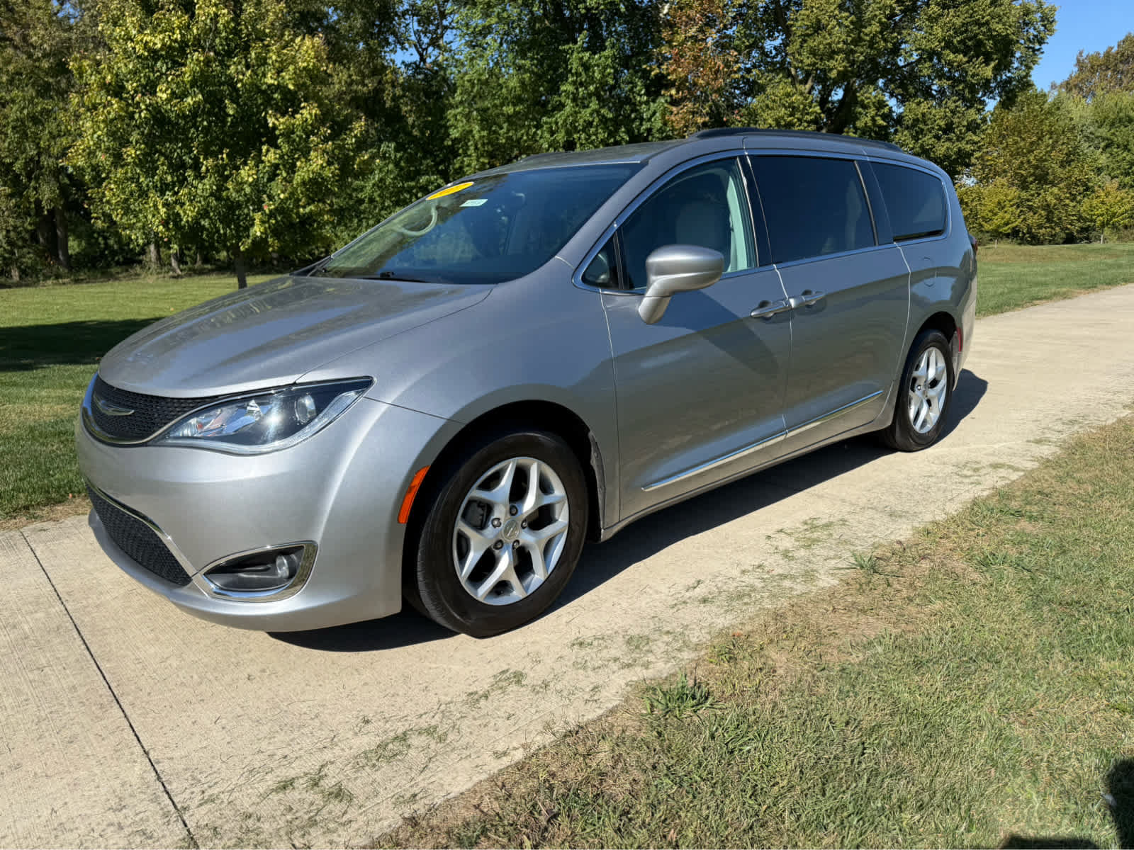 Used 2017 Chrysler Pacifica Touring-L