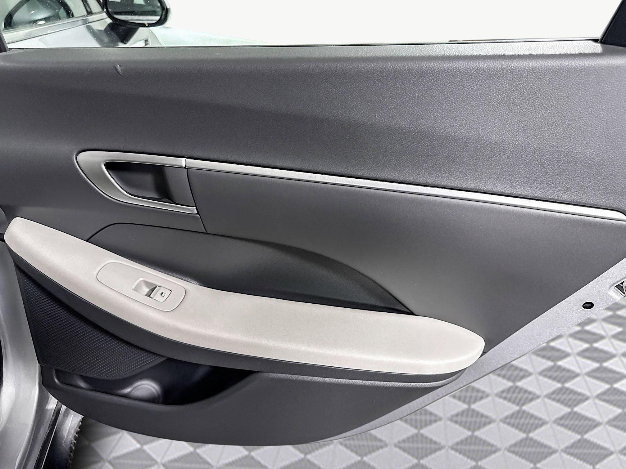 Used 2025 Hyundai Sonata SEL image 28