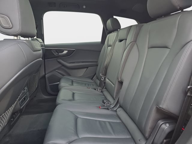Used 2021 Audi Q7 3.0T Premium Plus w/ Premium Plus Package AWD/4WD image 18