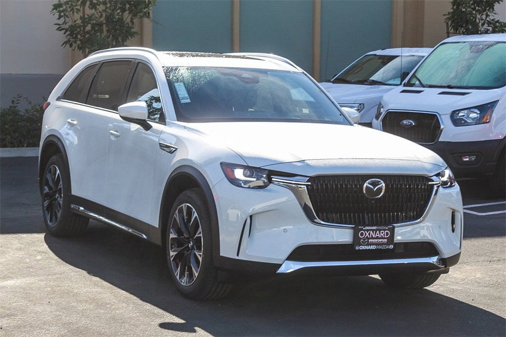 New 2026 MAZDA CX-90 Plug-In Hybrid w/ Premium Plus image 3
