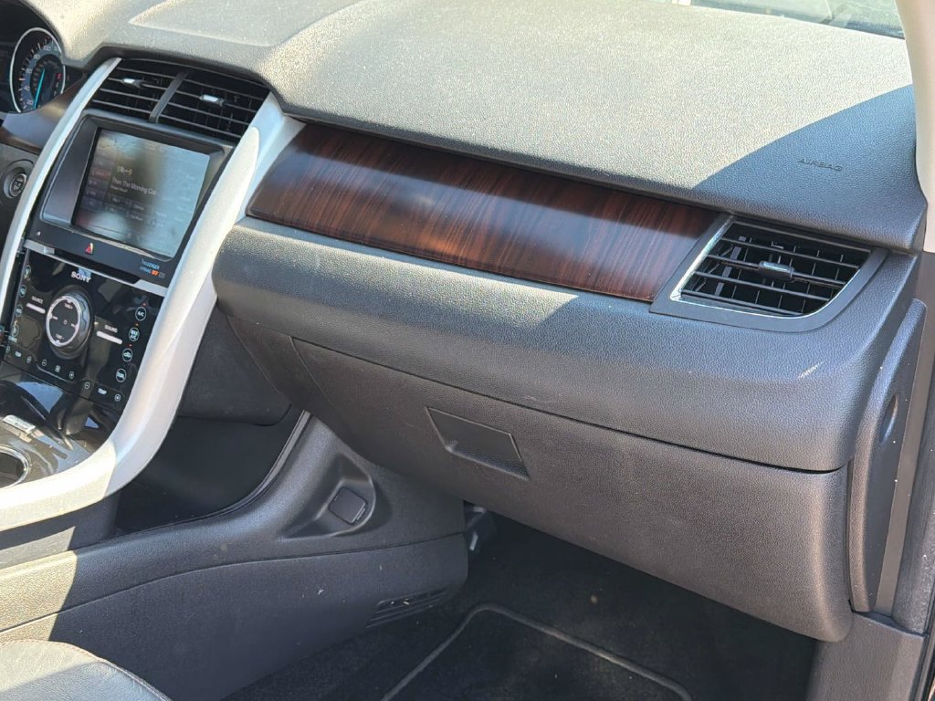 Used 2013 Ford Edge Limited FWD image 27