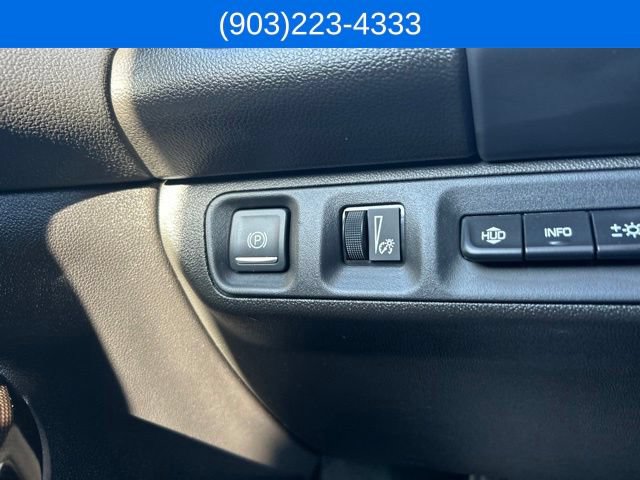 Used 2023 GMC Acadia AT4 w/ Technology Package AWD/4WD image 22