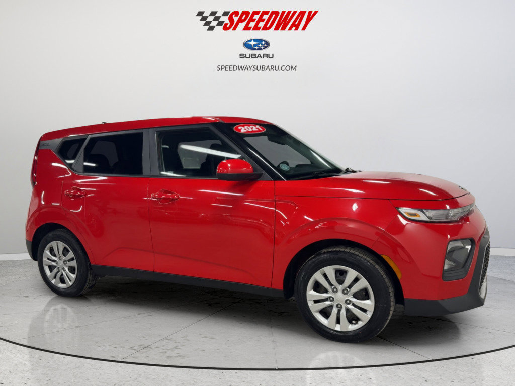 Used 2021 Kia Soul LX image 12