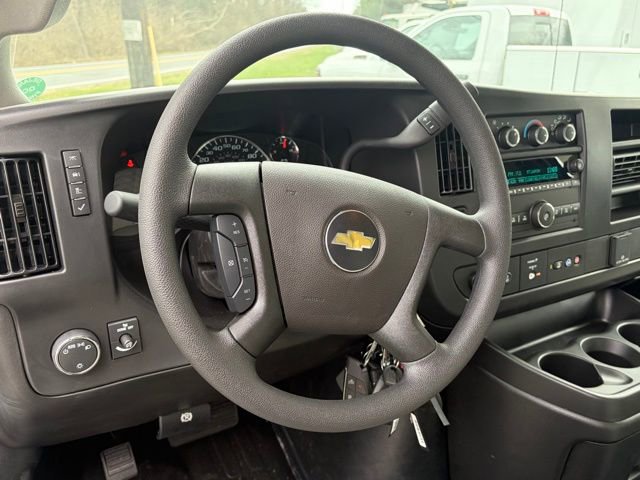 New 2026 Chevrolet Express 4500 Extended w/ Power Convenience Package RWD image 29
