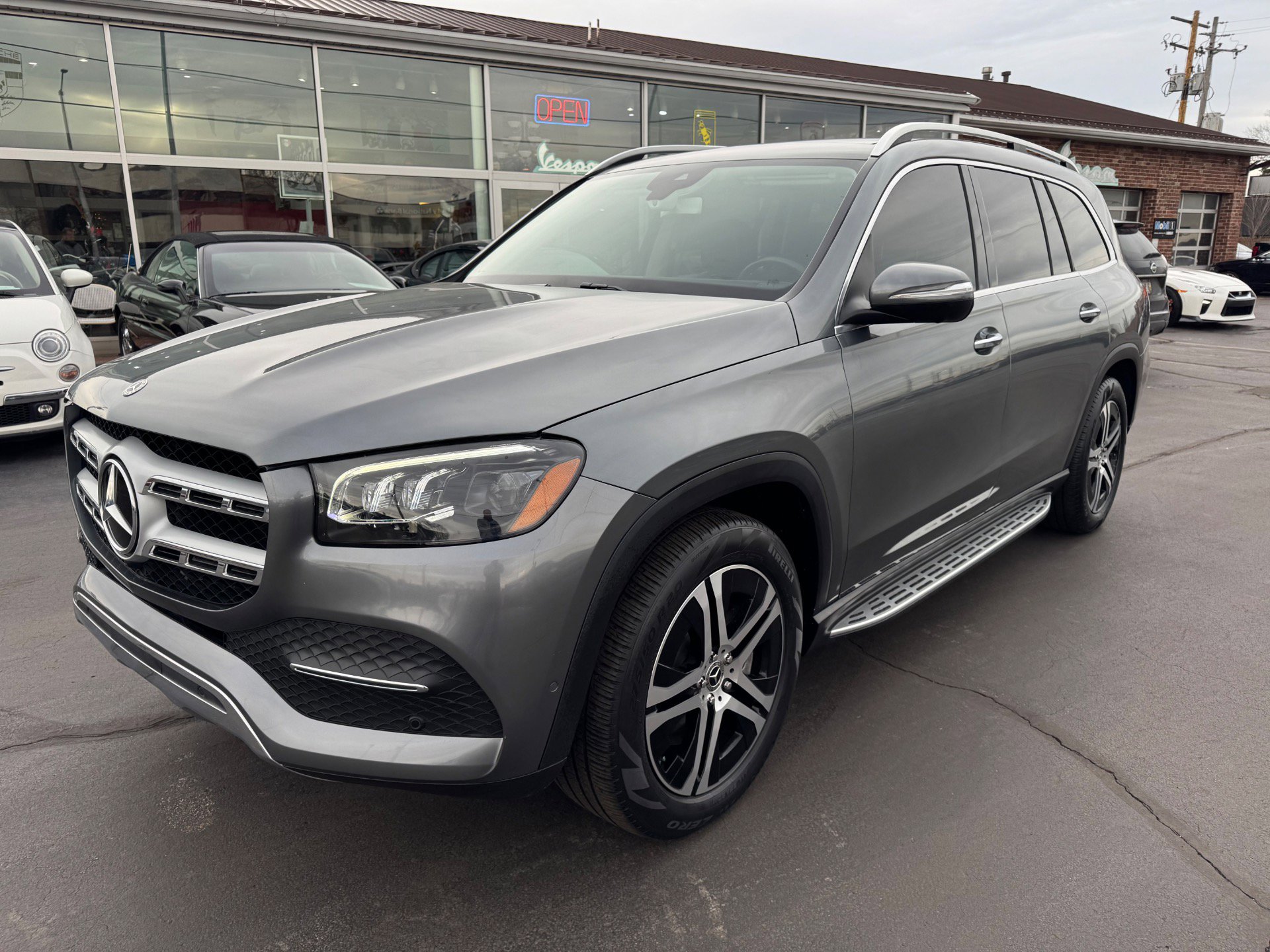Used 2020 Mercedes-Benz GLS 450 4MATIC image 1