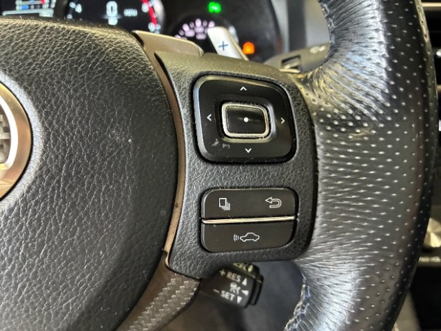 Used 2017 Lexus RC F w/ Premium Package RWD image 16