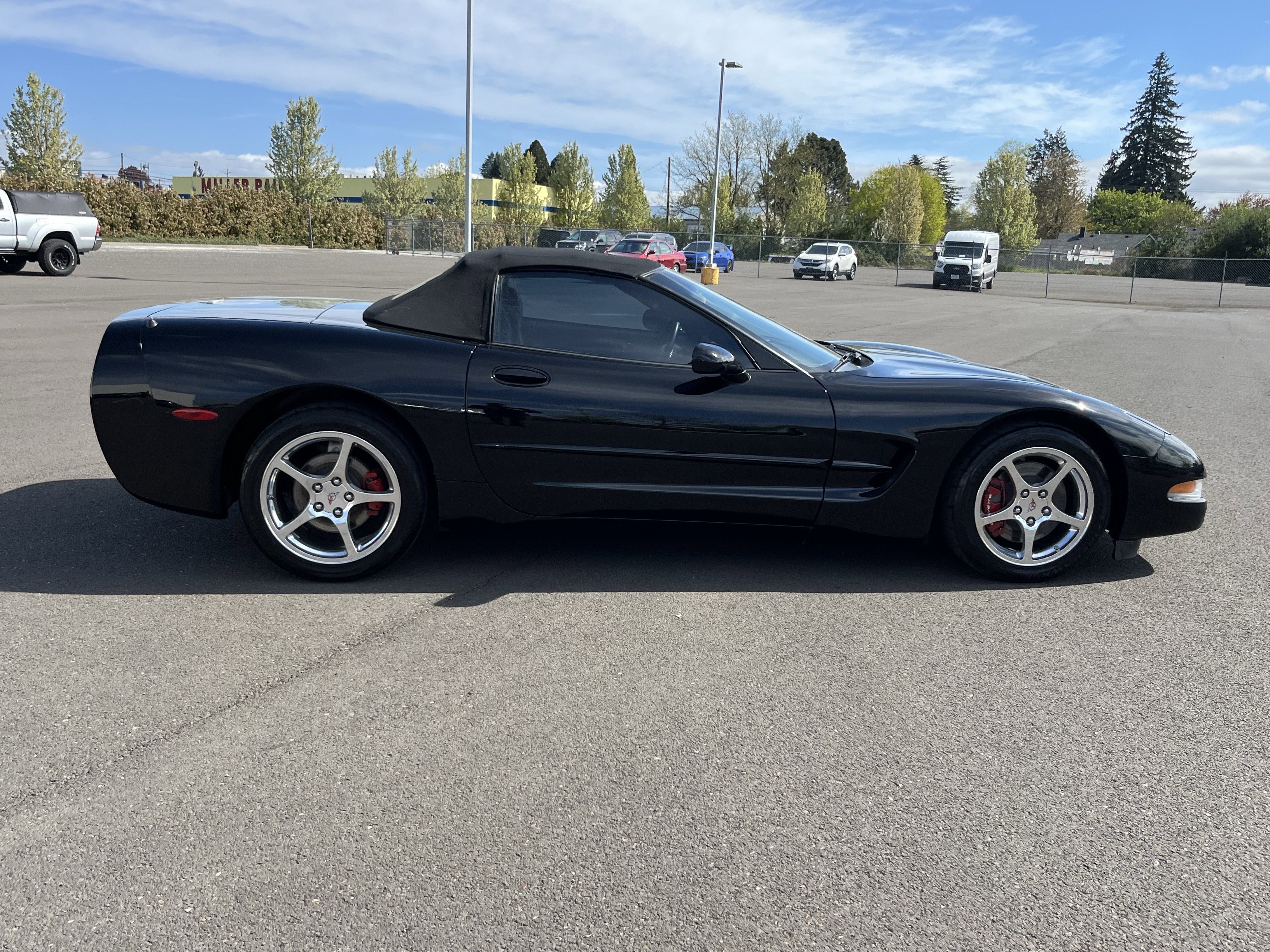 Used 2003 Chevrolet Corvette Convertible w/ Preferred Equipment Group1 RWD image 6