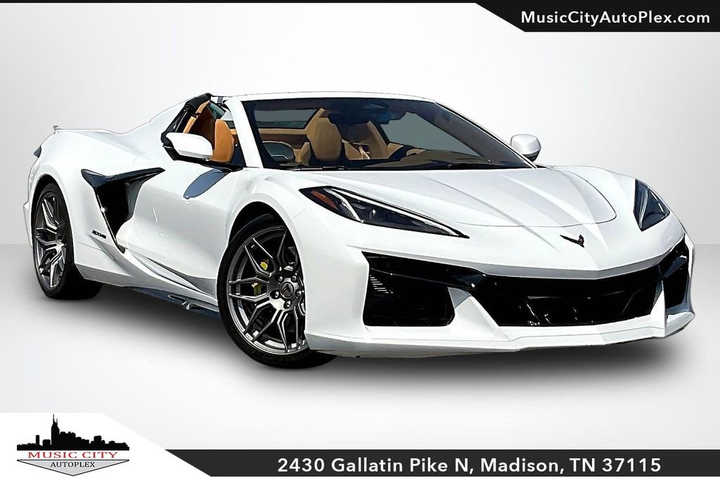 Used 2024 Chevrolet Corvette Z06 image 1