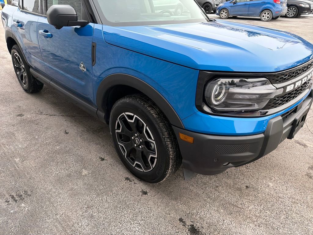 Used 2025 Ford Bronco Sport Outer Banks w/ Outer Banks Tech Package+ image 11