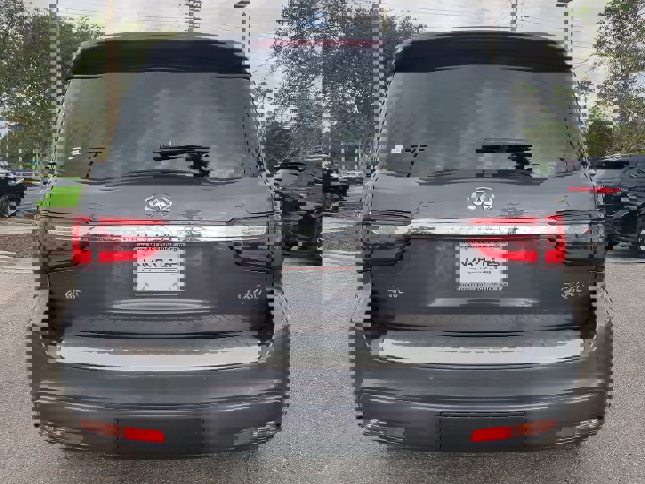 Used 2024 INFINITI QX80 Luxe image 7