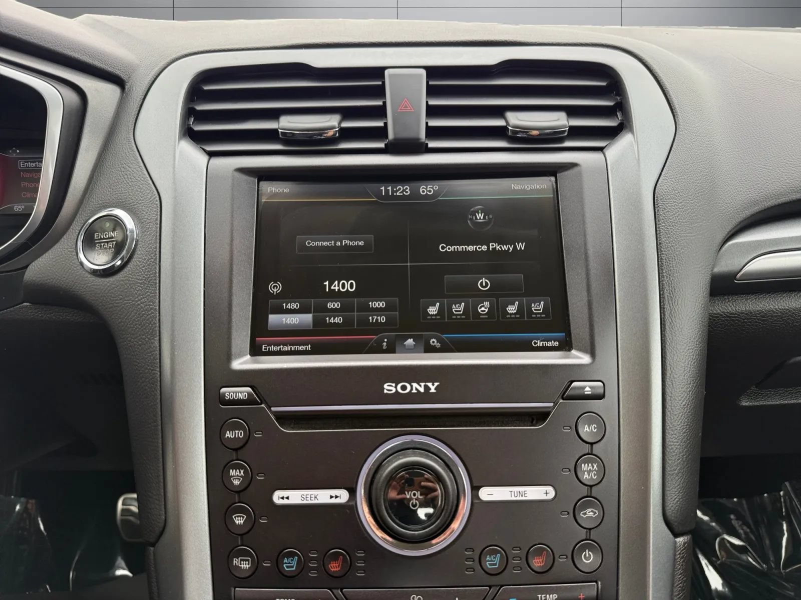 Used 2016 Ford Fusion Titanium FWD image 30