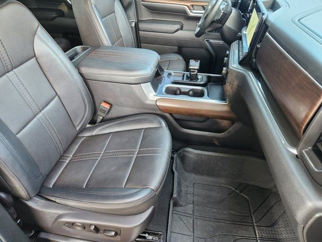 Used 2024 Chevrolet Silverado 1500 High Country w/ High Country Premium Package image 21