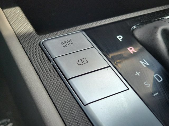 Certified 2025 Hyundai Elantra SE FWD image 29