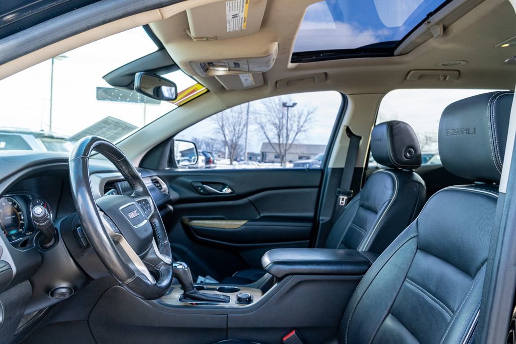 Used 2017 GMC Acadia Denali image 29
