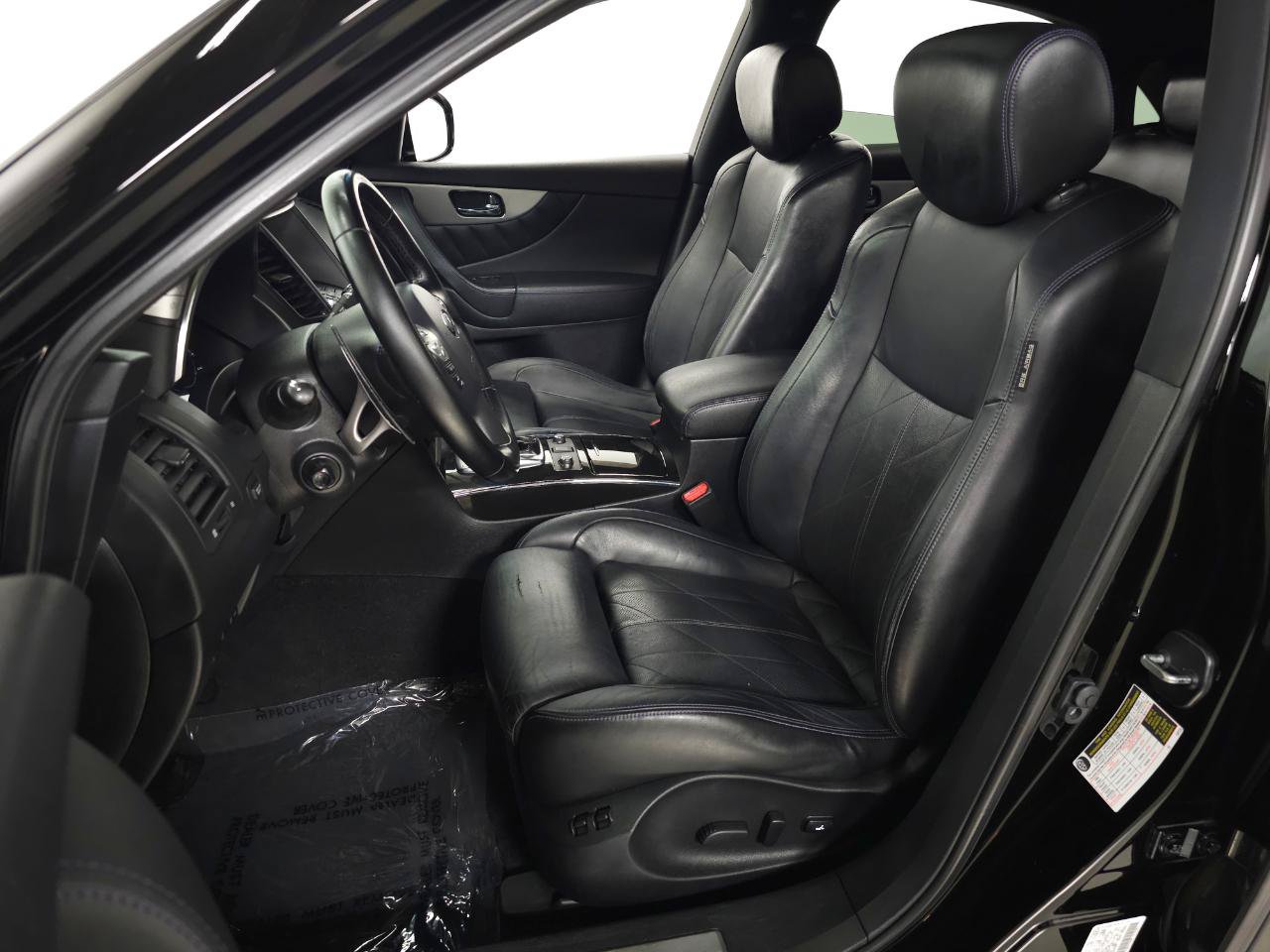Used 2017 INFINITI QX70 AWD w/ Premium Package image 13
