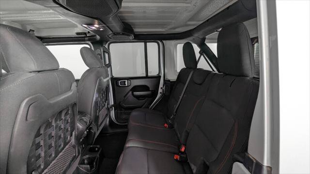 Used 2023 Jeep Wrangler Unlimited Rubicon w/ Cold Weather Group AWD/4WD image 17