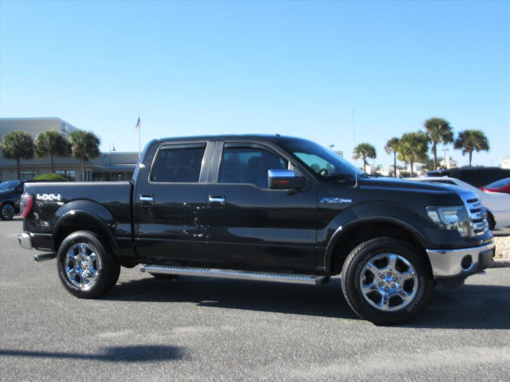 Used 2014 Ford F150 Lariat w/ Lariat Chrome Package image 2