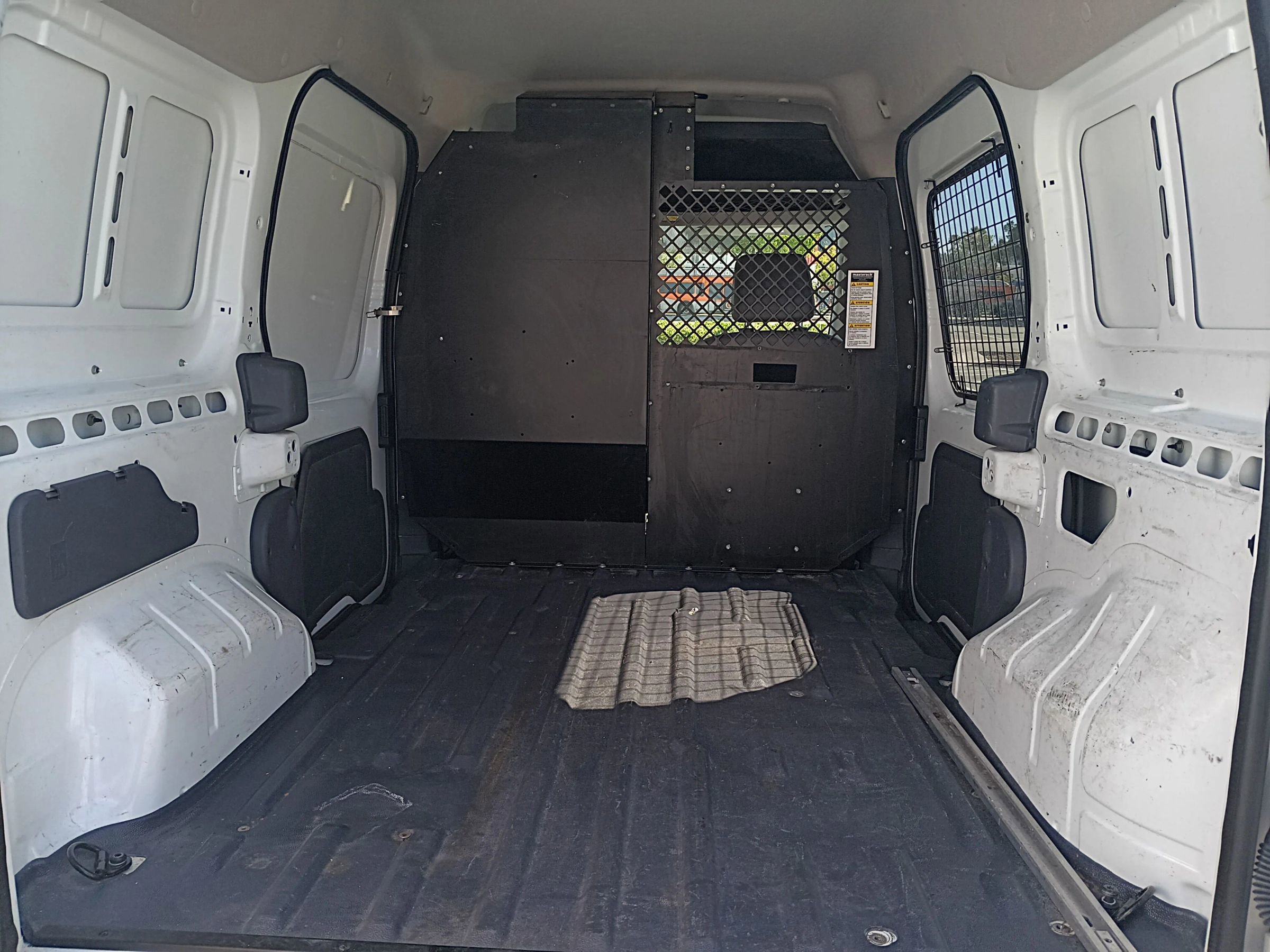Used 2012 Ford Transit Connect XLT FWD image 13