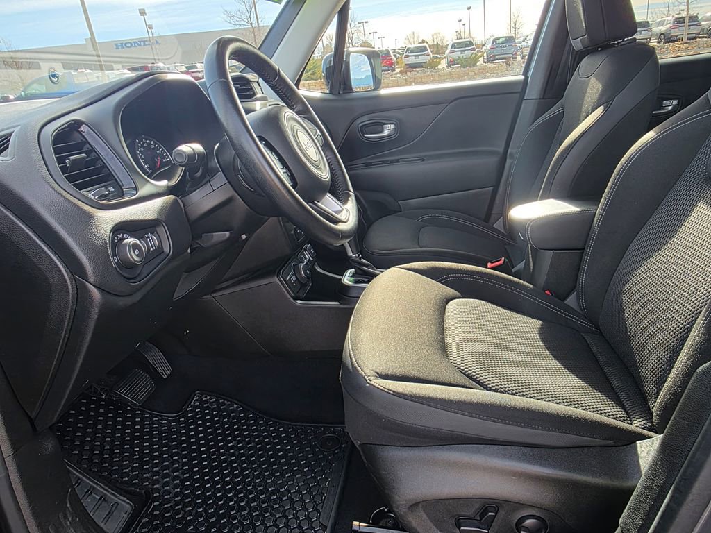 Used 2023 Jeep Renegade Altitude w/ Convenience Group I image 26