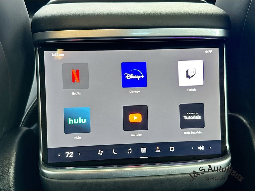 Used 2024 Tesla Model X image 32