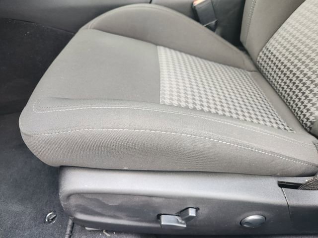 Used 2023 Dodge Charger Scat Pack w/ Technology Group RWD image 18