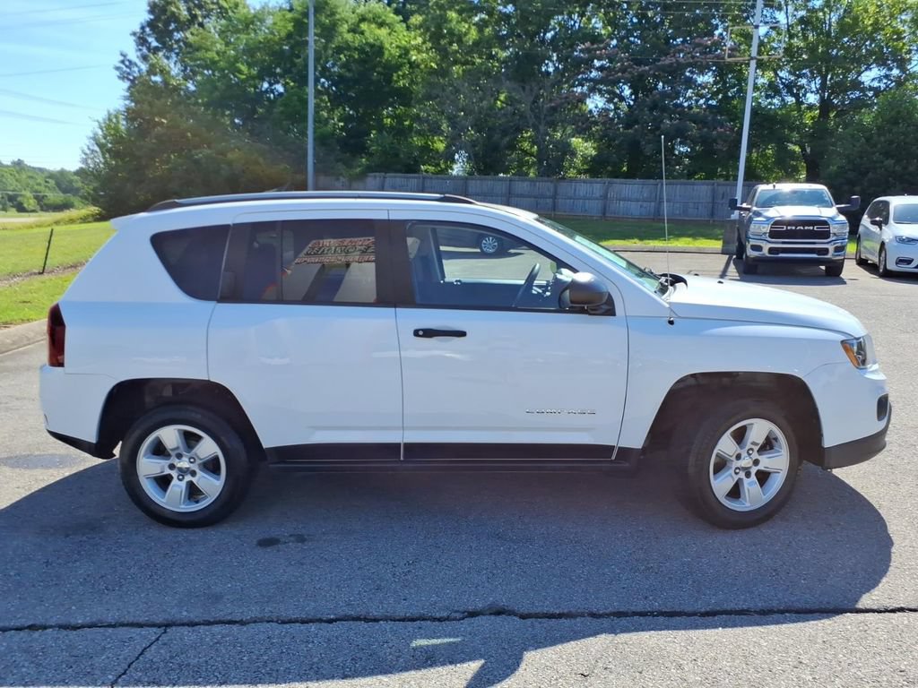 Used 2016 Jeep Compass Sport FWD video 2