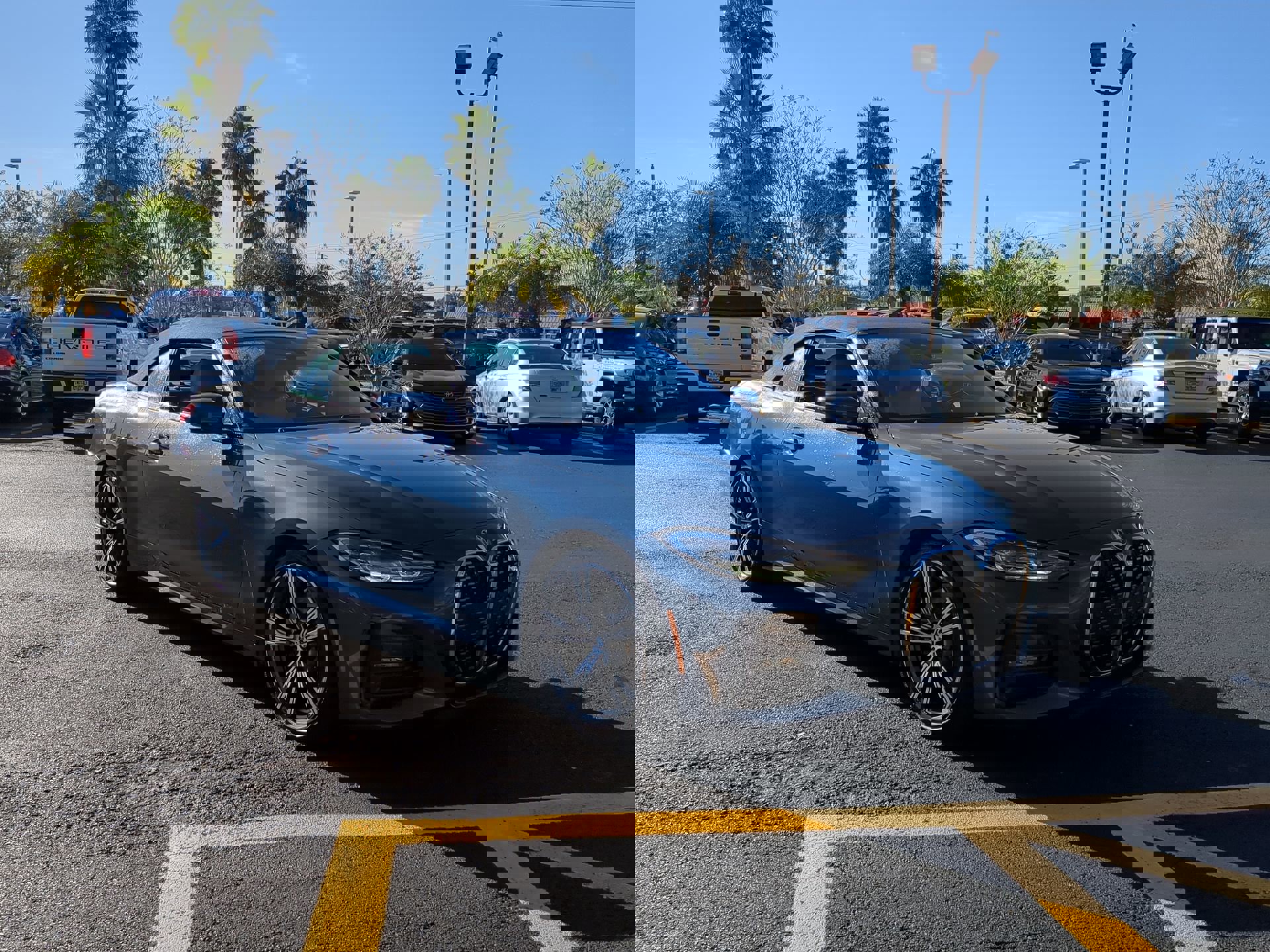 Used 2023 BMW 430i xDrive Convertible w/ M Sport Package image 2