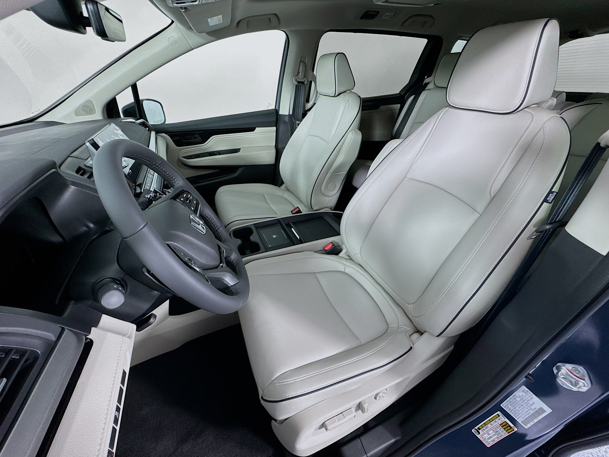 New 2026 Honda Odyssey Touring image 21