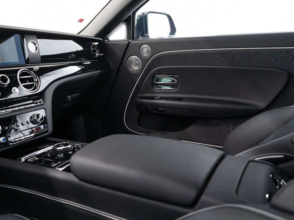 Certified 2024 Rolls-Royce Spectre w/ Spectre Launch Package AWD/4WD image 25