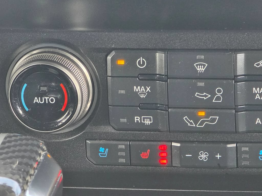 Used 2020 Ford F150 Raptor w/ Equipment Group 802A Luxury AWD/4WD image 13
