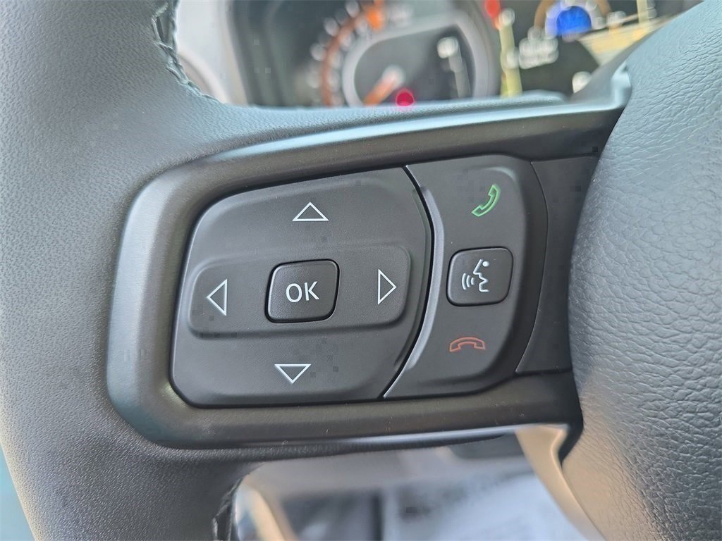 New 2025 Jeep Gladiator Sport image 18