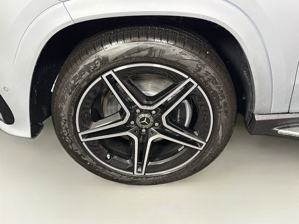 New 2026 Mercedes-Benz GLS 450 4MATIC image 34