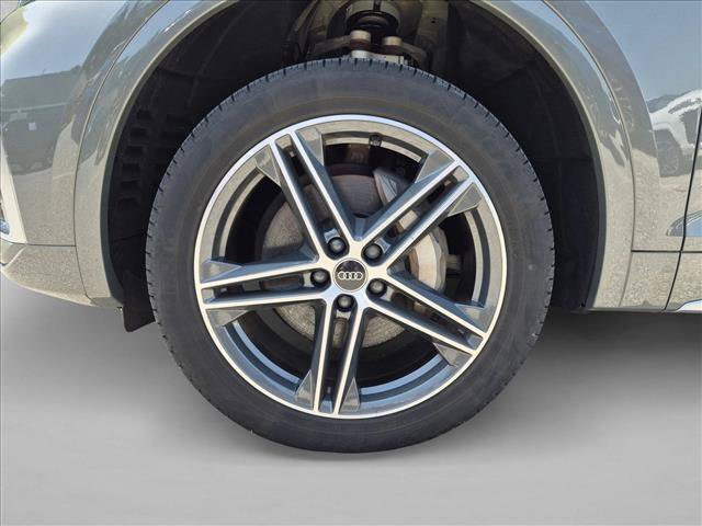 Certified 2023 Audi Q5 e Premium Plus w/ Premium Plus Package AWD/4WD image 25