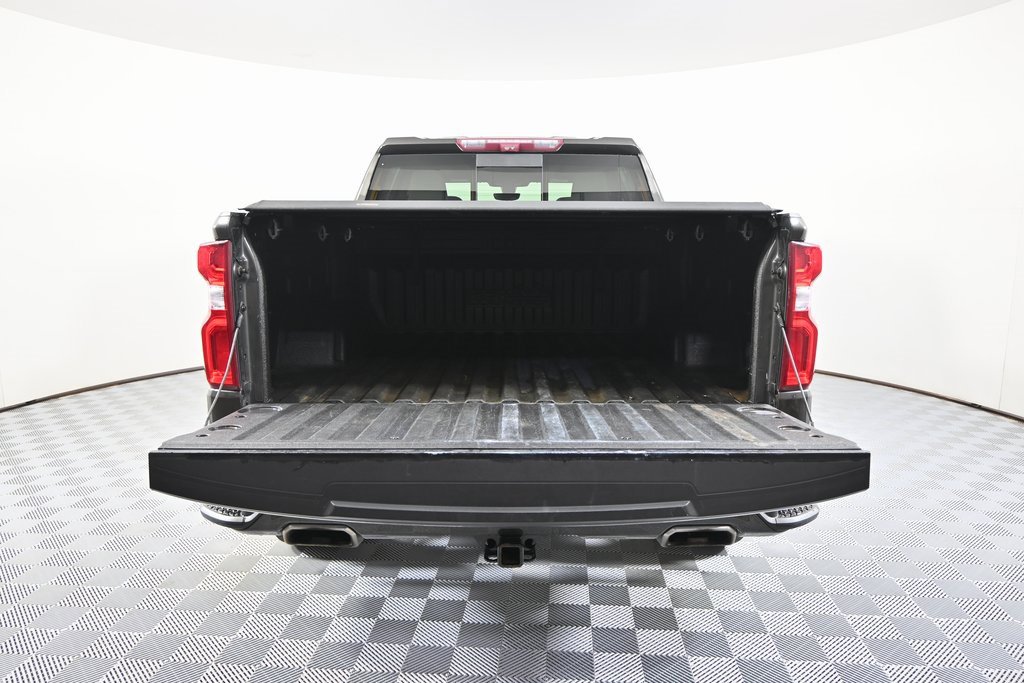 Used 2021 Chevrolet Silverado 1500 High Country w/ Technology Package image 7