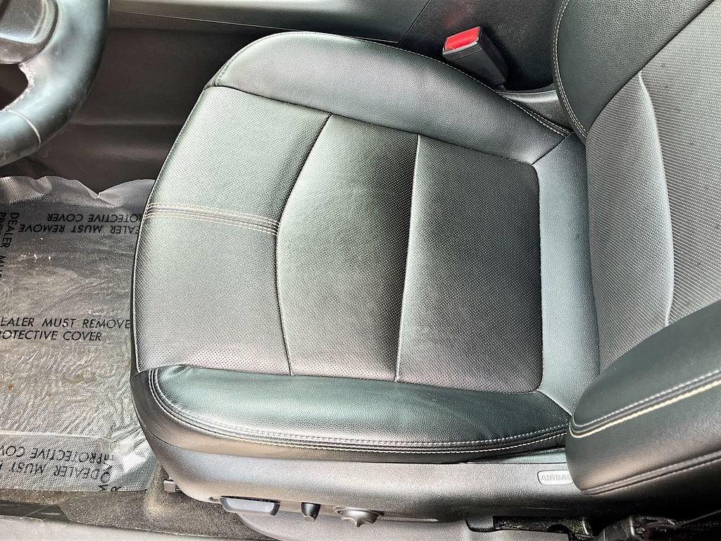 Used 2023 Chevrolet Equinox Premier AWD/4WD image 19